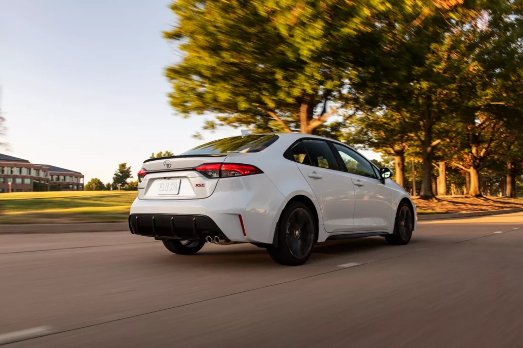 Toyota Corolla 2025 (задняя часть кузова)