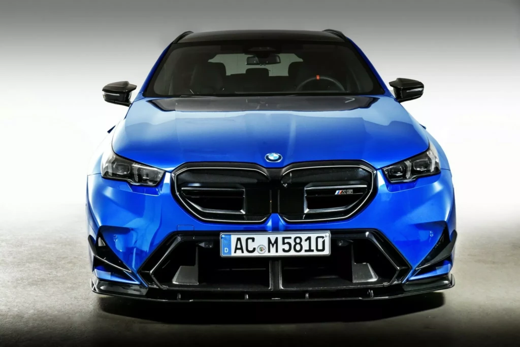 BMW M5 AC Schnitzer 2025 универсал (передня частина кузову)