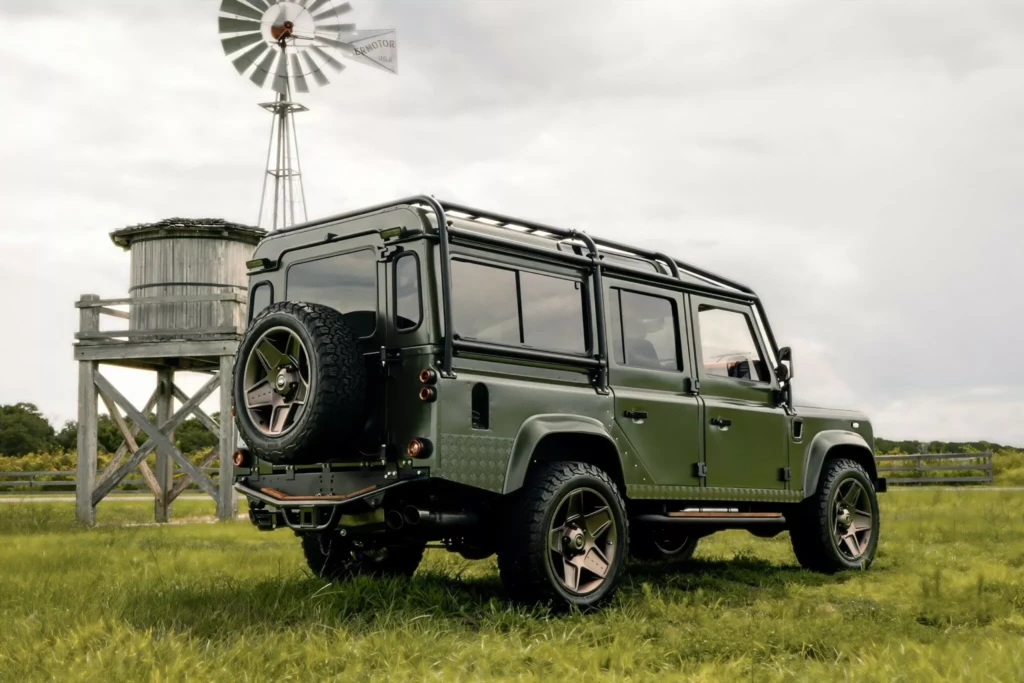 Land Rover Defender Project Wilder (задня частина кузову)