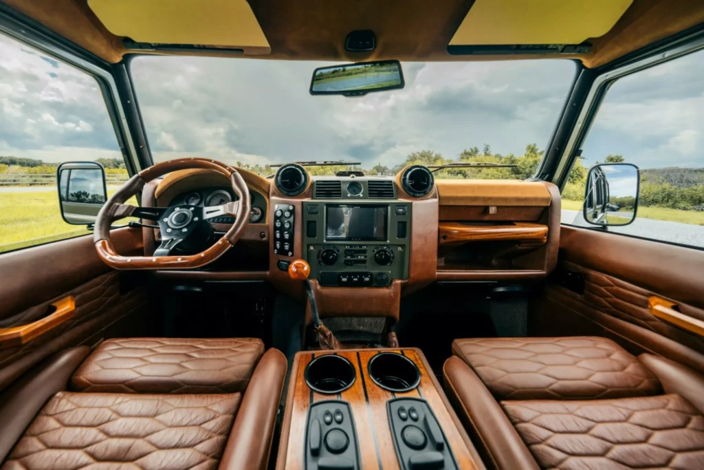 Land Rover Defender Project Wilder (салон)