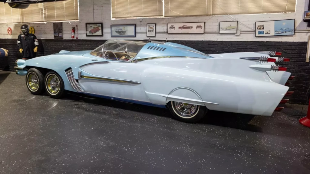 Ice Princess XF58 (левая часть кузова)