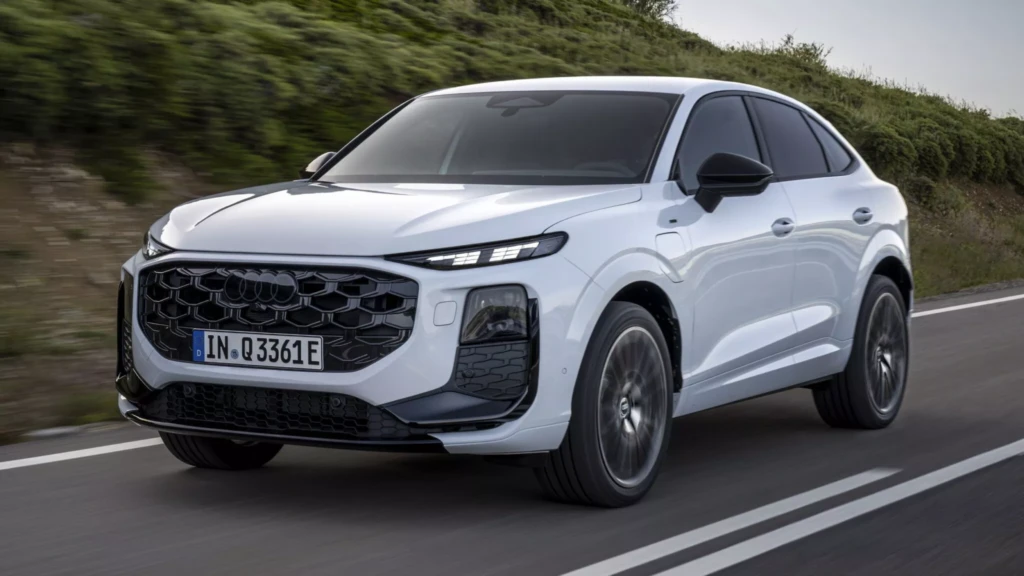 Audi Q3 Sportback передняя часть кузова