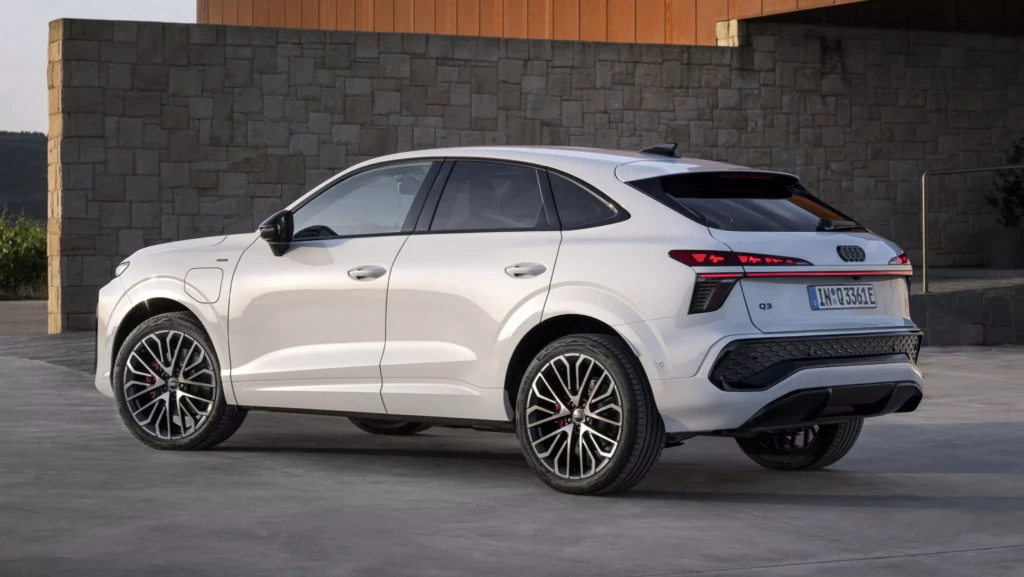 Audi Q3 Sportback (задня частина кузову)