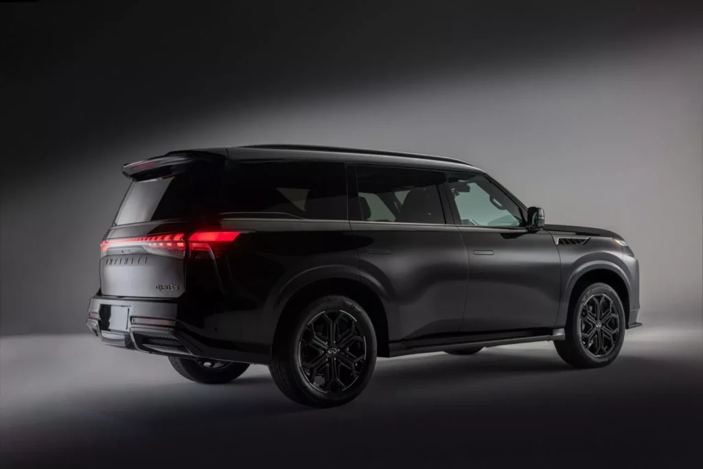 Infiniti QX80 Sport (задня частина кузову)