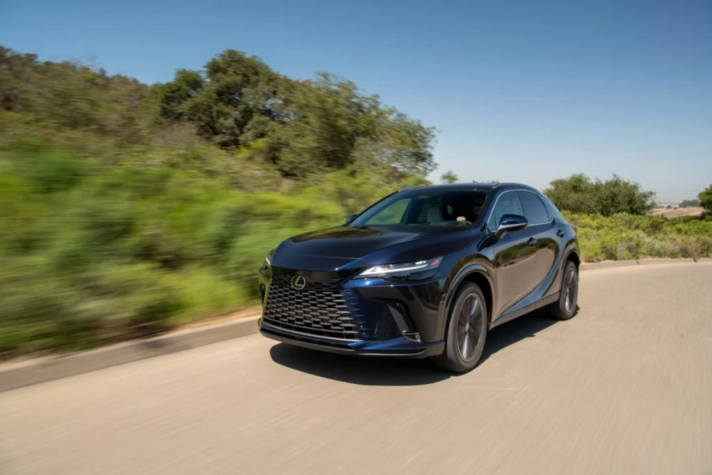 Lexus RX передня частина кузову