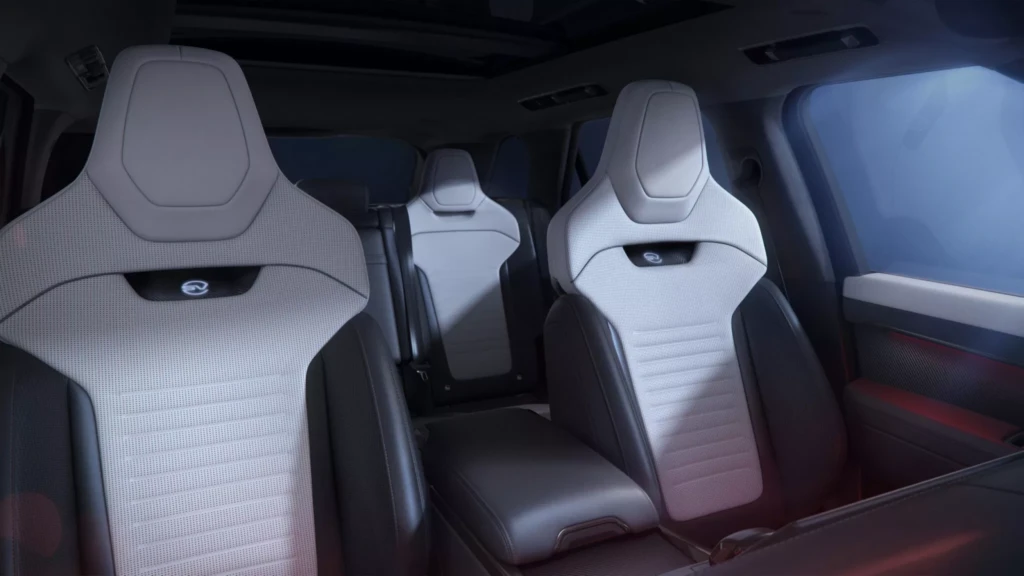 Range Rover Sport SV Carbon (салон)