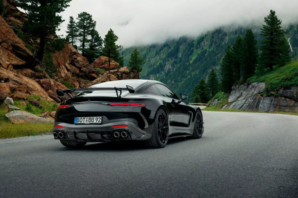 Brabus 1000 Mercedes-AMG GT (задняя часть кузова)