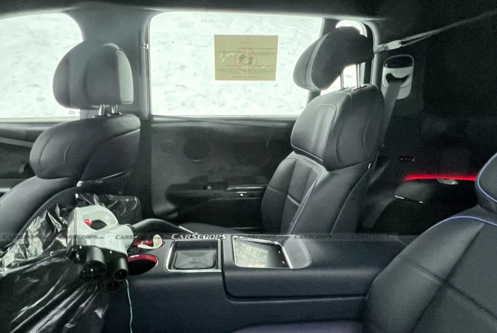 Genesis GV90 на тестах (салон)