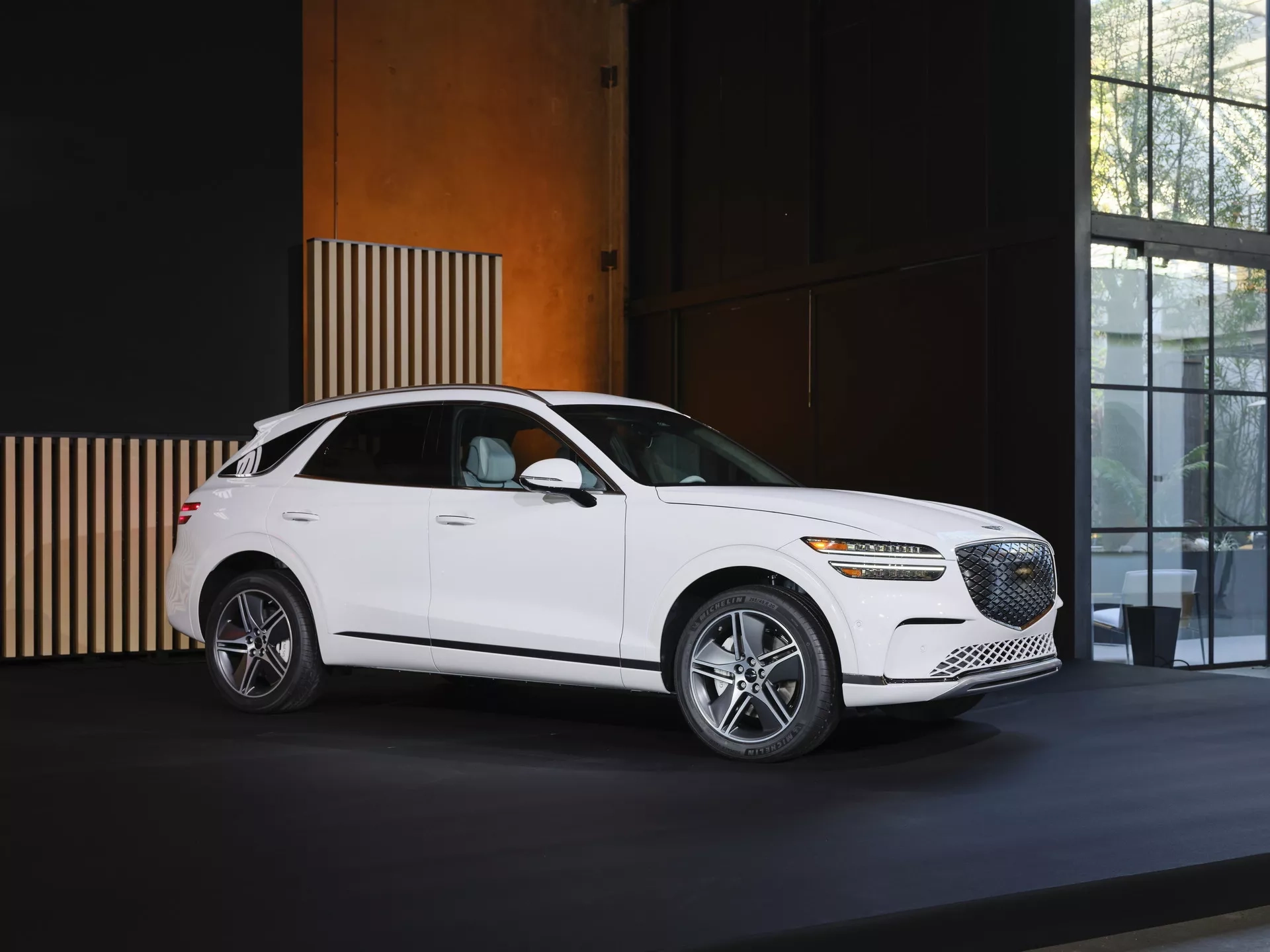 Electrified GV70 США
