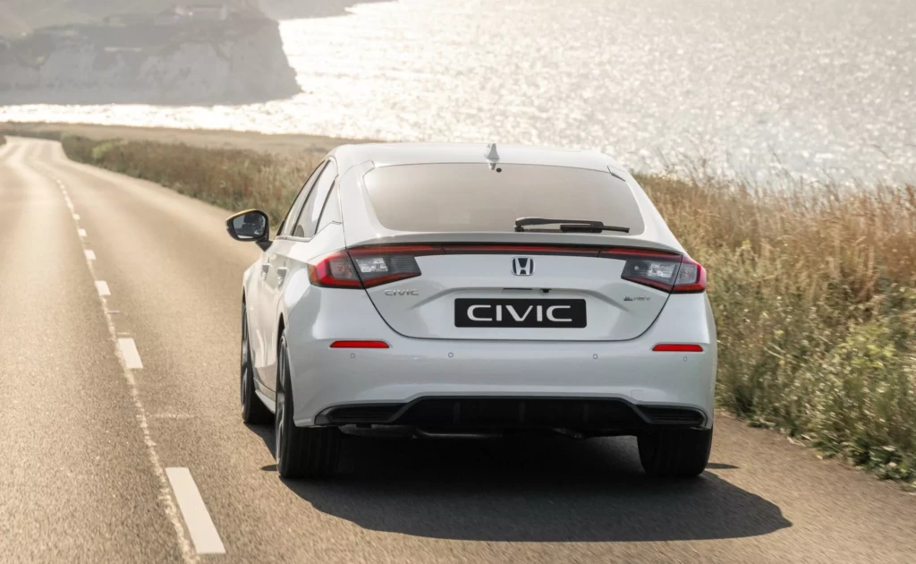 Honda Civic e:HEV (задня частина кузову)