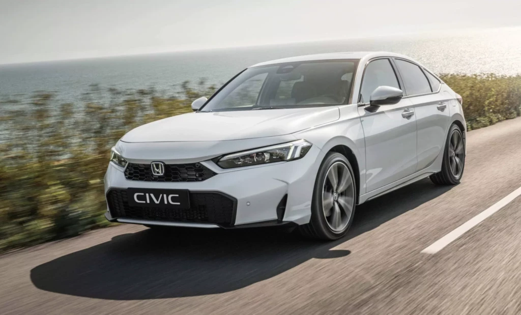 Honda Civic e:HEV 2025