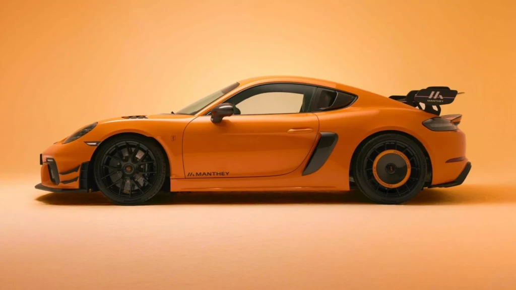 Porsche Cayman GT4 RS