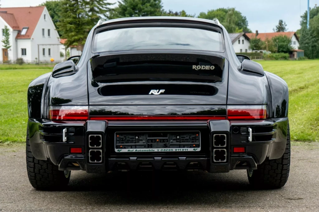 Ruf Rodeo (задня частина кузову)