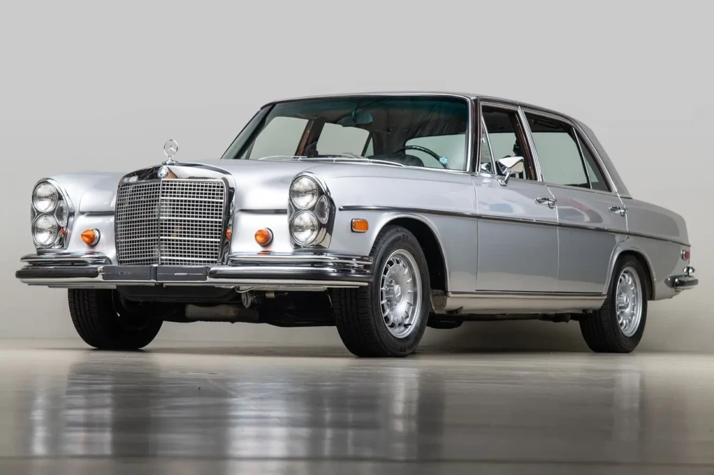 Mercedes-Benz W108 W109 передняя часть кузова