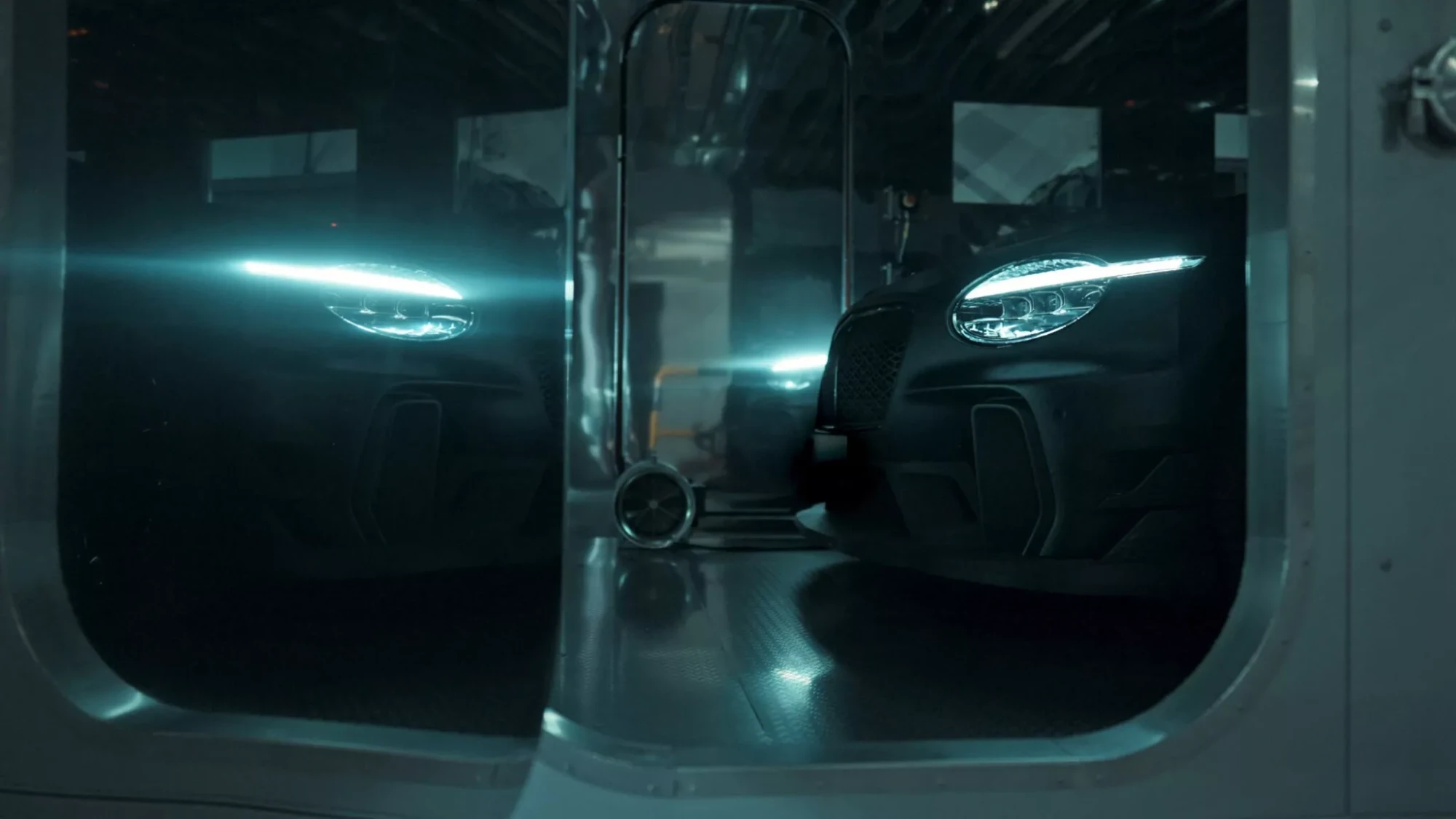 Bentley-Continental-Supersports-Teaser-3-2048x1152