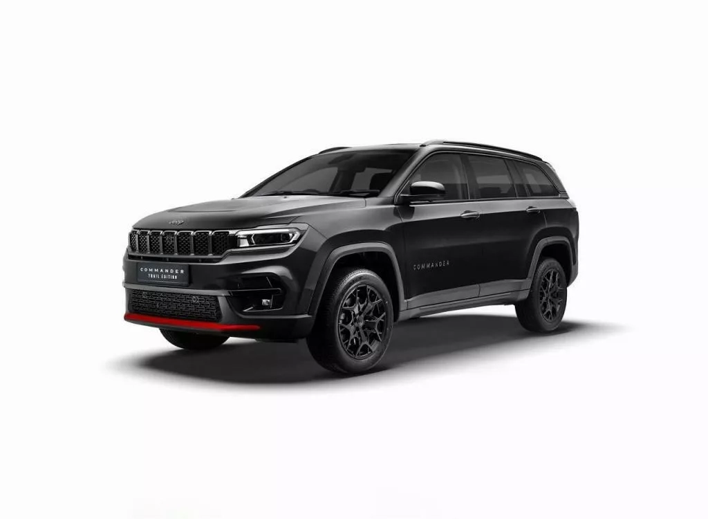 Jeep Commander Trail Edition Японія