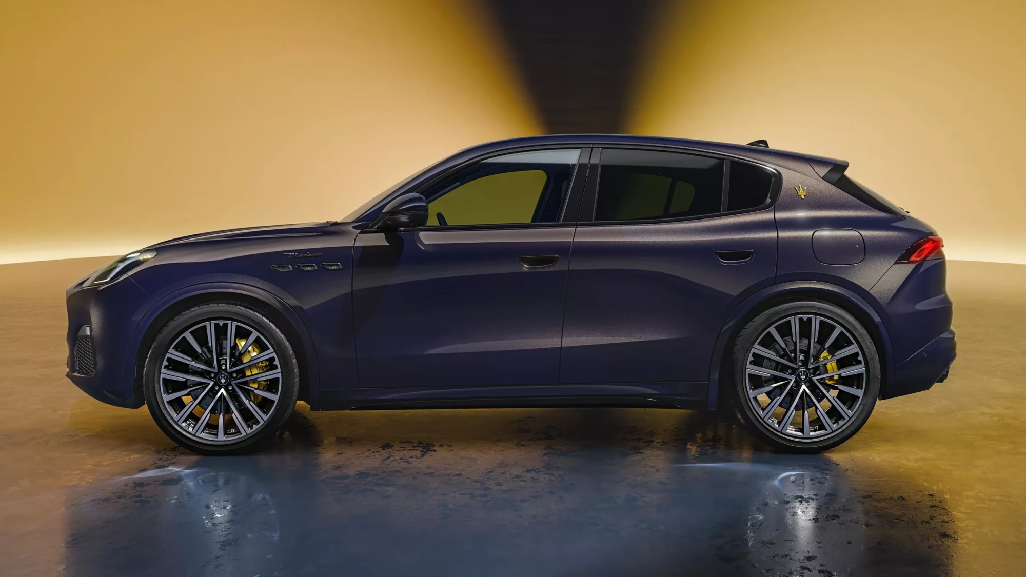 Maserati Grecale Lumina Blue