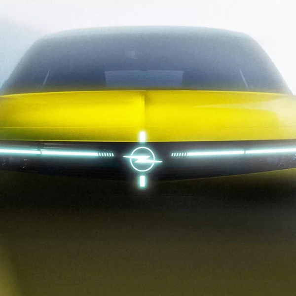 Opel Astra 2026: оновлення хетчбека та Sports Tourer