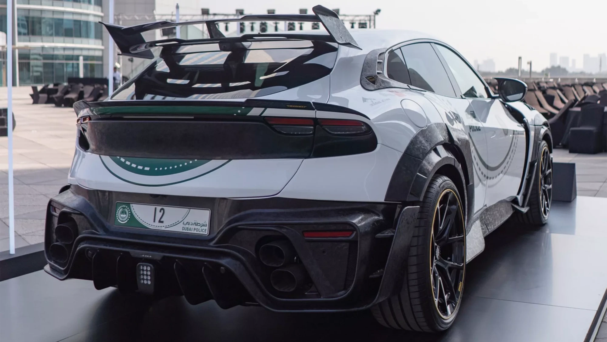 Ferrari Purosangue поліція Дубая