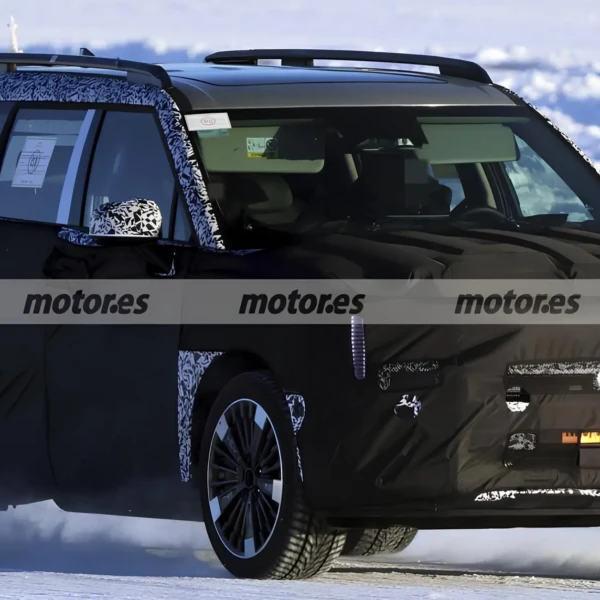 Hyundai переосмислює Santa Fe: перші шпигунські фото оновленого SUV