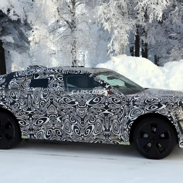 Новий Range Rover Velar: друге покоління на тестах і перехід на електротягу