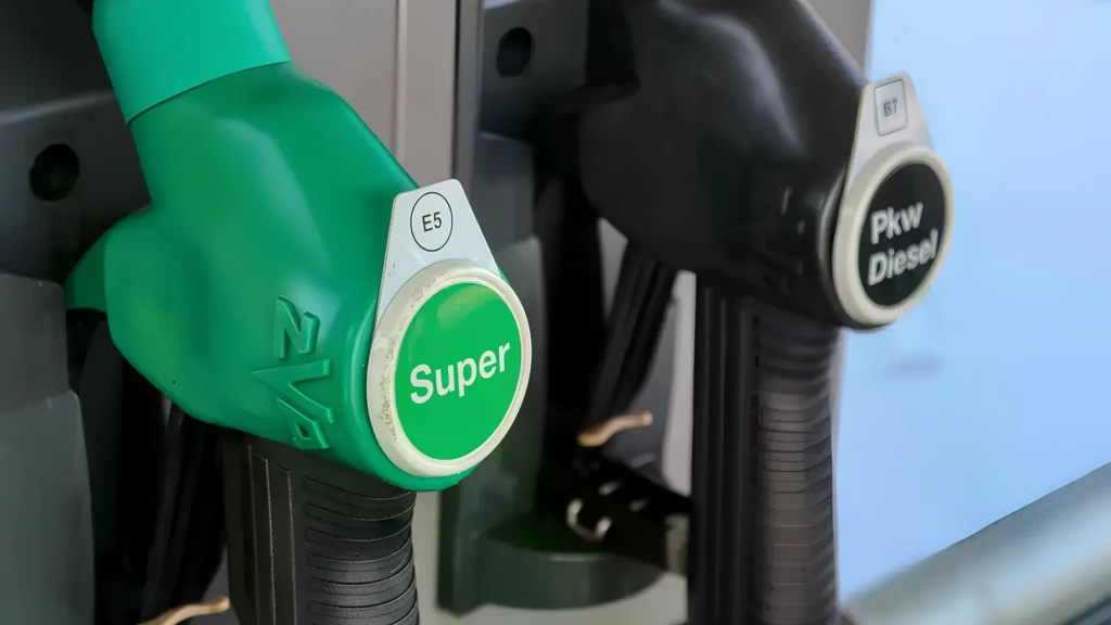 Обмеження на пальне в Європі, паливні пістолети для бензину і дизеля крупним планом