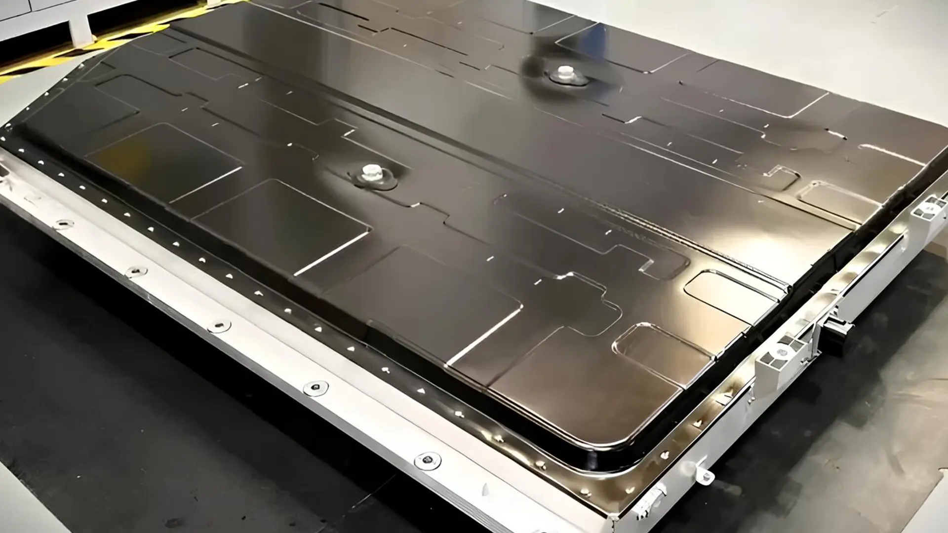 Батарея BAIC без літію у вигляді плоского акумуляторного модуля