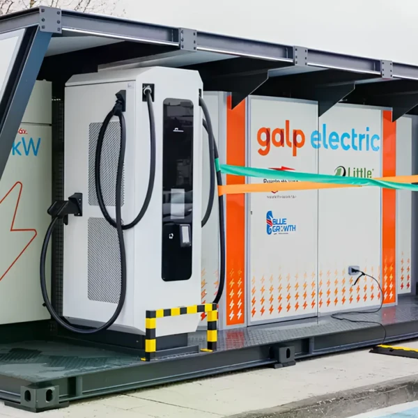 Nissan підтримує запуск швидкої зарядки електромобілів у порту Віго