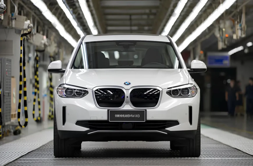 Оголошено найкращий автомобіль світу 2026 року: переміг BMW iX3