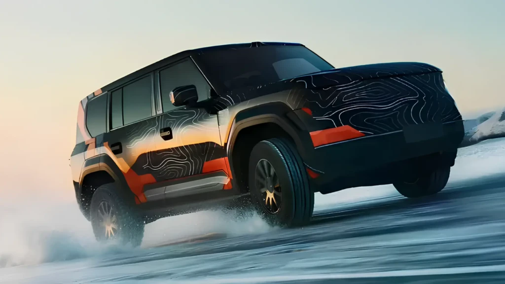 Прототип GAC Trumpchi T75 у камуфляжі під час зимових випробувань