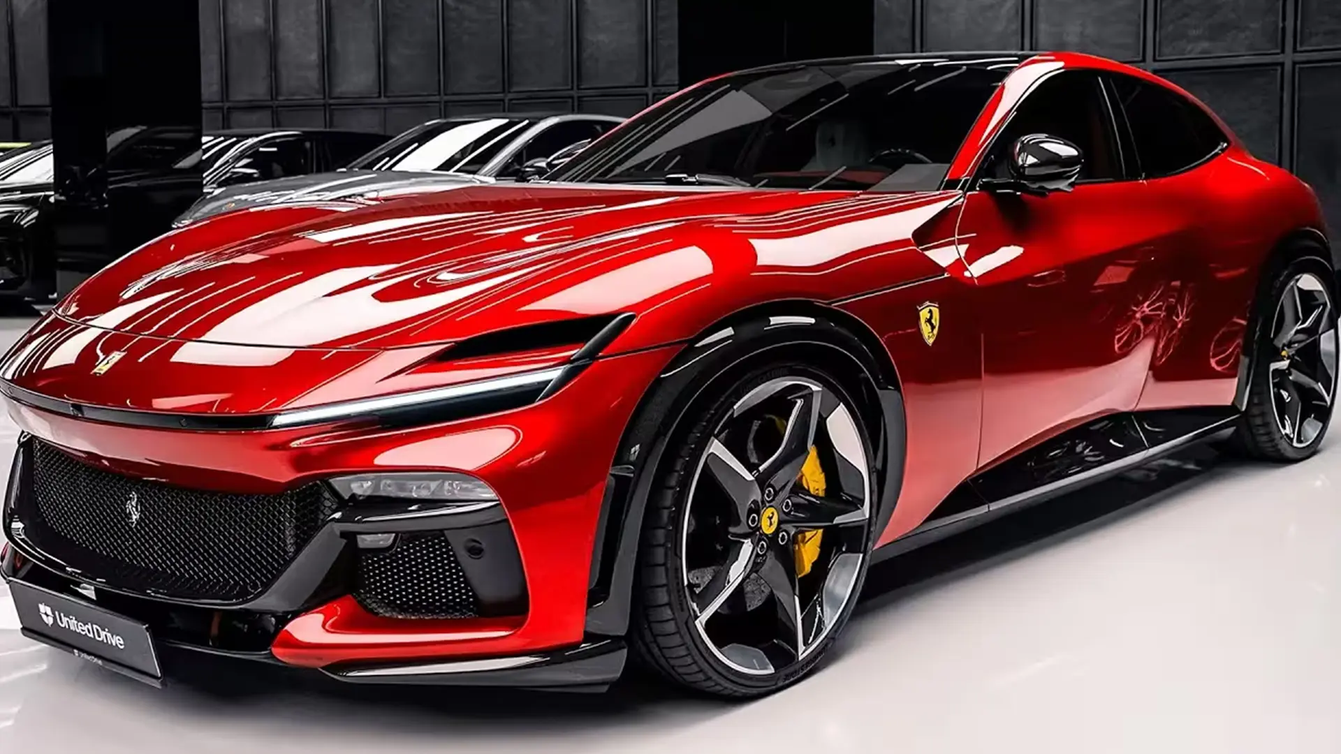 Червоний Ferrari Purosangue у приміщенні автосалону