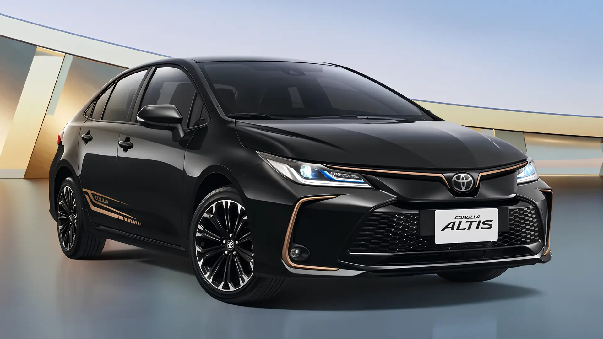 Чорна Toyota Corolla Altis у ювілейному виконанні